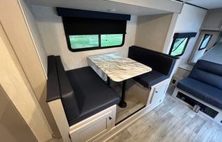 2026 Apex Nano Bunkhouse - 208BHS 5000lbs
