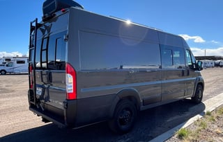 'Lottie' 2023 LV7.1 Custom Dodge Ram