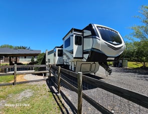 Keystone RV Montana 3761FL