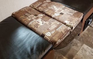 Sleeps 4 Please Read Under Description First