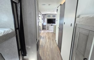 Family Friendly 2021 Heartland Mallard- Sleeps 8