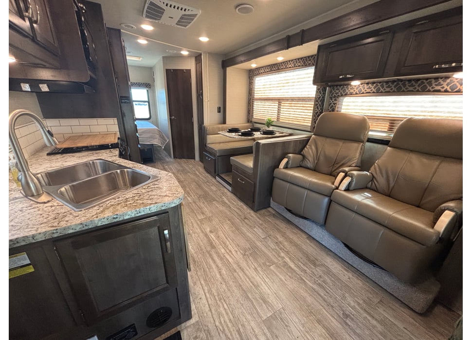 Class C Motor Home rentals in Buffalo