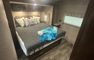 Beautiful Forest River Rockwood - Sleeps 4