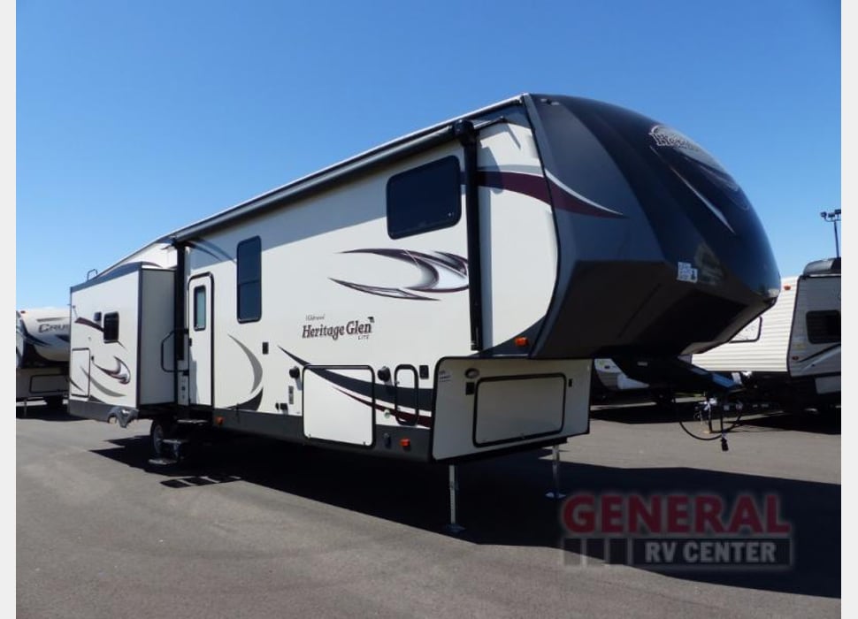 Fifth Wheel rentals in Zachary