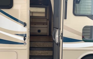 2017 Thor Motor Coach ACE 30.4