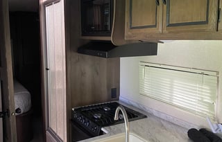 2018 Coachmen RV Freelander 21QB  Chevy 4500