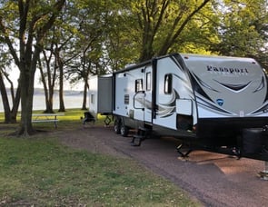 Keystone RV Premier Ultra Lite 3290BH