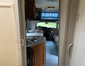 Thor Motor Coach Four Winds 28A Chevy