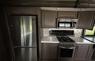 Delivery Only-2022 Grand Design - Solitude 345GK-R