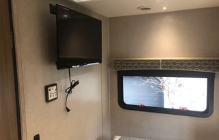 2018 Dynamax isata 3 24FW