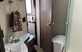 Captn Cruz Comfort Stay