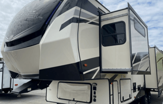 Glamping in your reach!! **DELIVERY AVAILABLE**