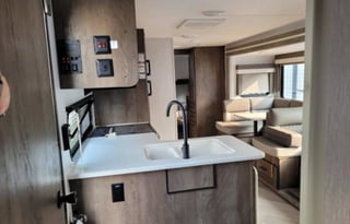 Ellie- 2023 Forest River RV EVO Lite 2750QBX
