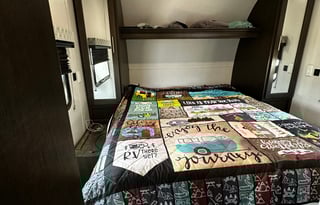 Adventure-Ready Toy Hauler – Solar + Generator!