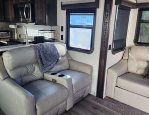 Forest River RV Cedar Creek Hathaway Edition 38DBRK