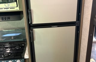 2019 Dutchmen RV Coleman Light 2405BH