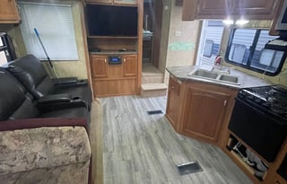 2010 keystone cougar