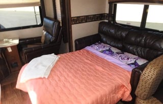 ♥Love Shack♥  Bring Fido! NO FESTIVALS!