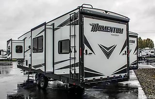 2022 Grand Design Momentum G-Class 30G