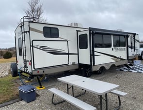 Forest River RV Wildwood Heritage Glen 310BHI