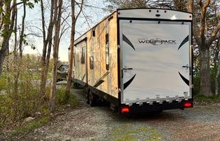 Hockey House Toy Hauler- Kid and Pet Friendly