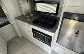 2021 Comfy Camper - Lite