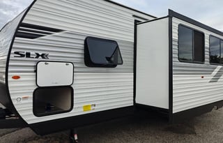 NEW 2025 Jayco Bunkhouse – Sleeps 6, Pet-Friendly