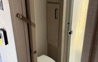 Pet friendly! clean cozy & ready for adventure