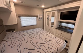 2022 Coachmen RV Pursuit 31BH Unit 18