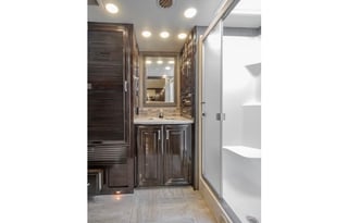 2019 Thor Motor Coach Aria 3901