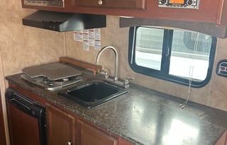 2016 Viking Ultra-Lite 17FB