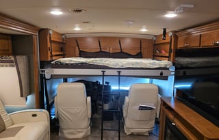 Luxury 2019 Winnebago Forza 34T Diesel Class A