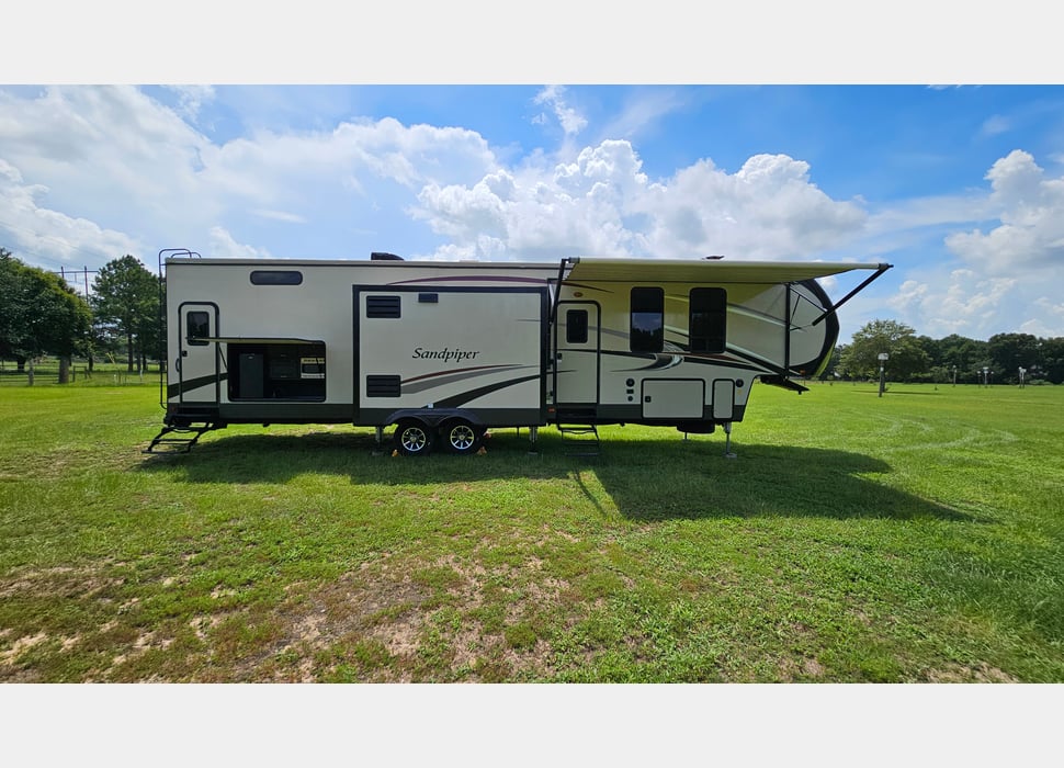 Fifth Wheel rentals in Pensacola