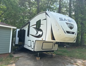 Forest River RV Sabre 38DBL