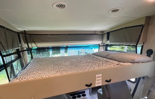 2022 Thor Outlaw 38KB toy hauler