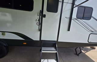 2025 Coachmen Apex-X Series 26BHX