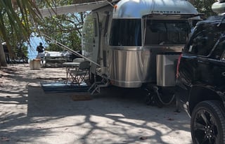 2021 Airstream Flying Cloud 23' RB Bunk