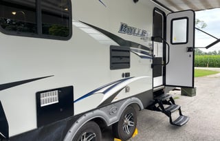 Homey Away From Home - Family Friendly and Cozy