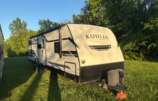 2021 Dutchmen RV Kodiak Ultra-Lite 296BHSL