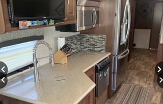 Stress Relief in Style ** Late check out**