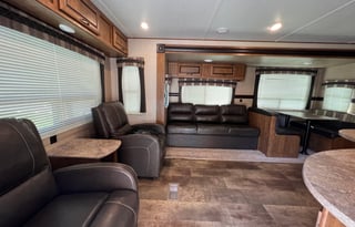 2017 Crossroads Zinger Z-1 Travel Trailer