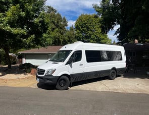 Mercedes Sprinter LWB