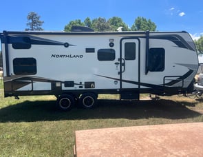 Northland Travel Trailers Bunkhouse