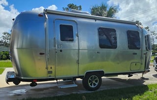 2022 Airstream Caravel Trailer