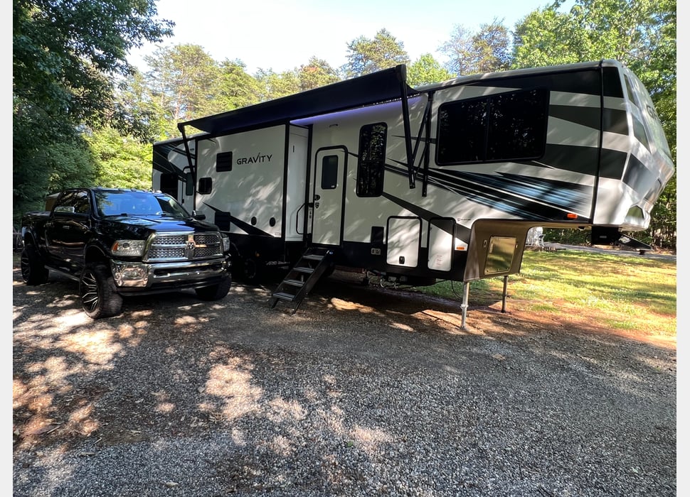 Fifth Wheel rentals in Concord
