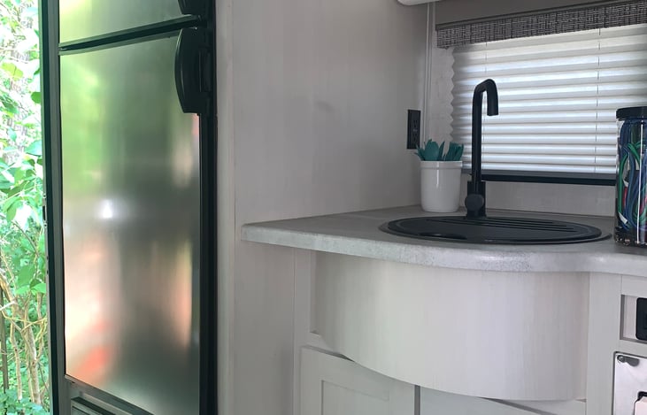 Refrigerator/Freezer