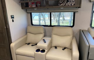 2022 Coachmen RV Mirada 35ES