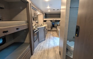 Val's Victory - 2023 Thor Freedom Traveler A32