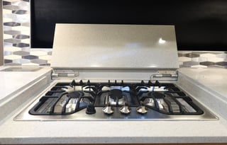 Beautiful luxury RV is Kid and Pet friendly!