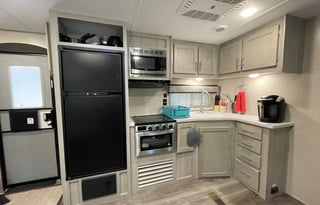 2022 Bunkhouse Great for Groups and Families!